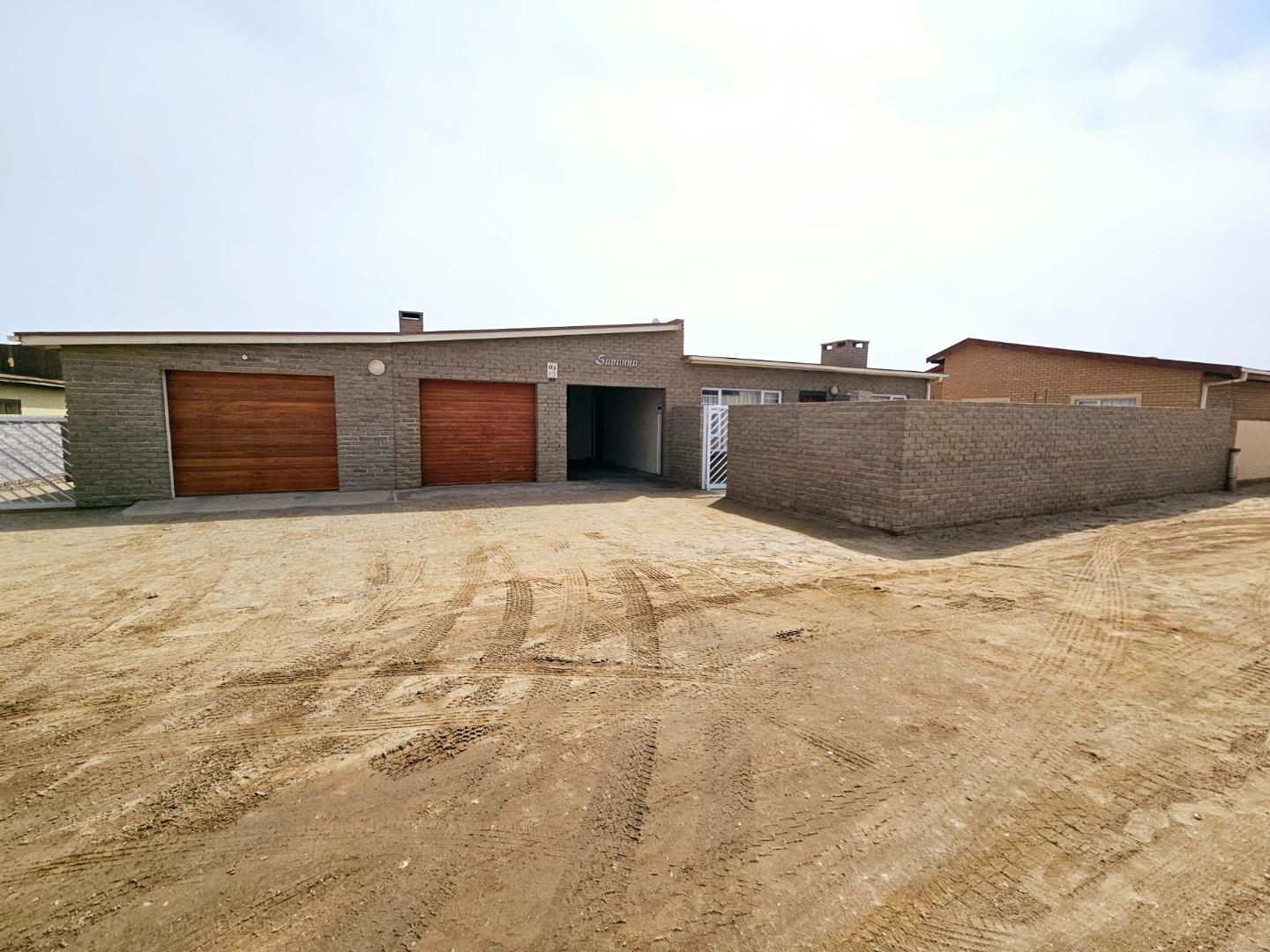 5 Bedroom House for Sale - Erongo