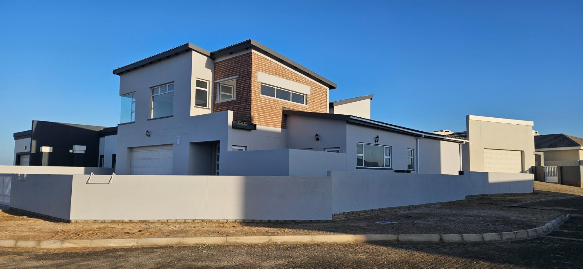 4 Bedroom House for Sale - Erongo