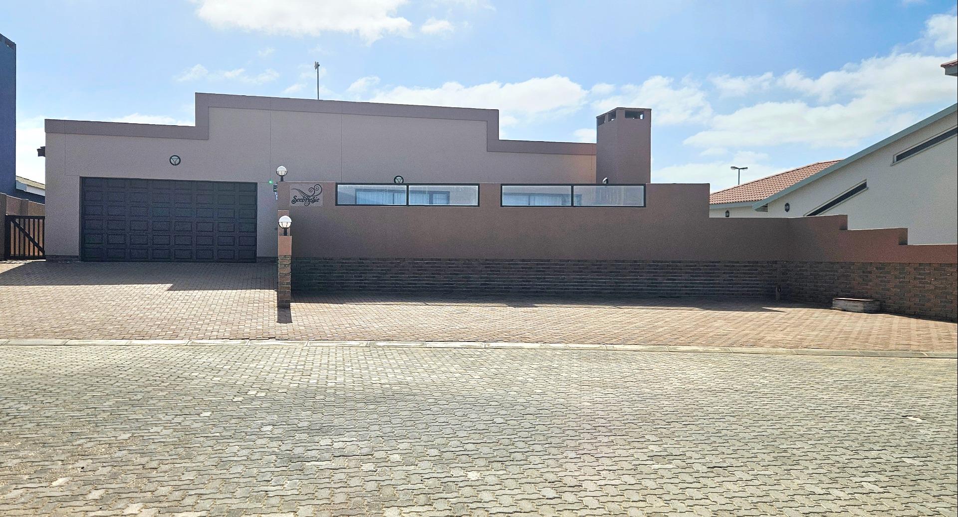 4 Bedroom House for Sale - Erongo